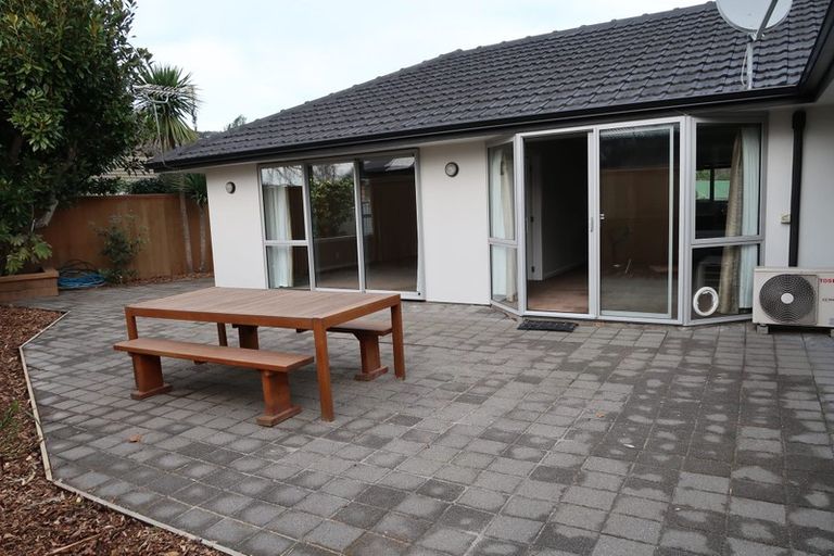 Photo of property in 53 Centaurus Road, Cashmere, Christchurch, 8022