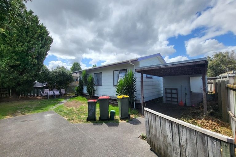 Photo of property in 2/43 Station Road, Takanini, 2112