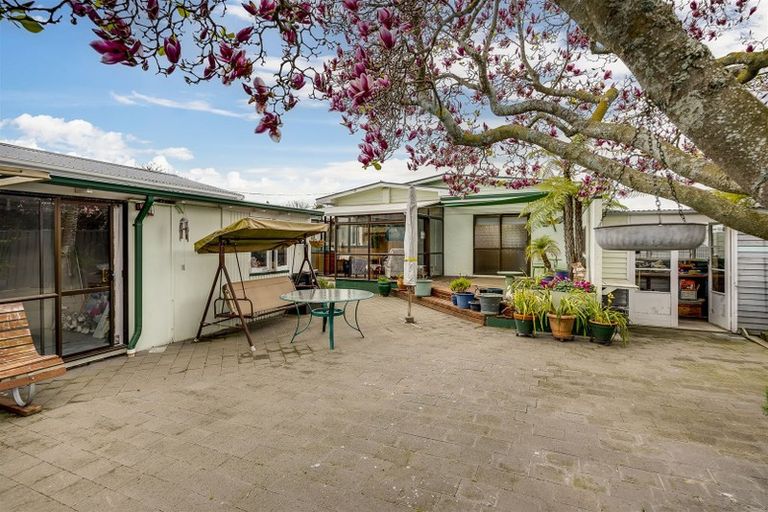 Photo of property in 5 Burness Road, Greenmeadows, Napier, 4112