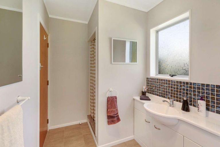 Photo of property in 847 Hokio Beach Road, Hokio Beach, Levin, 5571