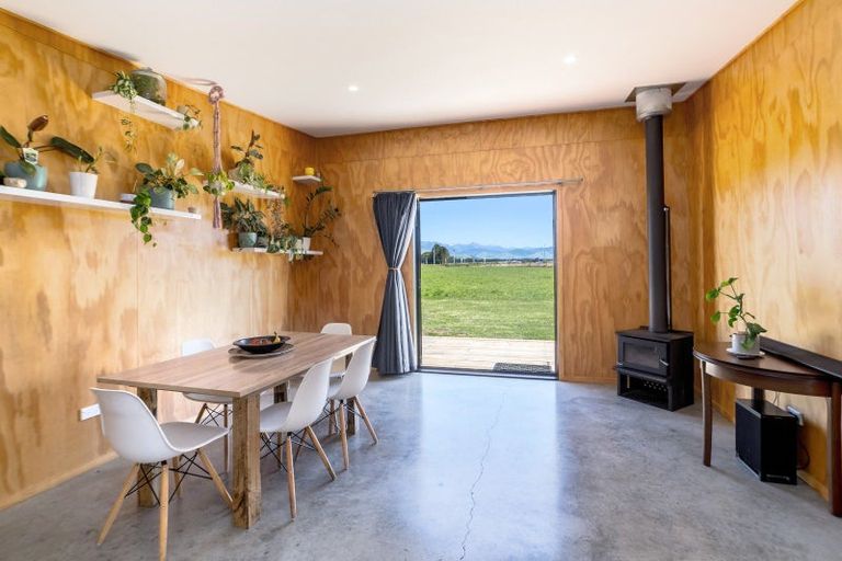 Photo of property in 16 East Taratahi Road, West Taratahi, Carterton, 5887