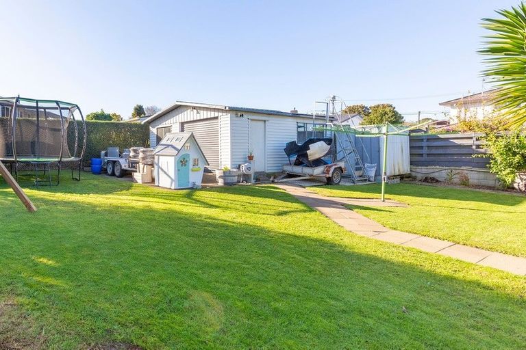 Photo of property in 34 Rothery Road, Hillpark, Auckland, 2102