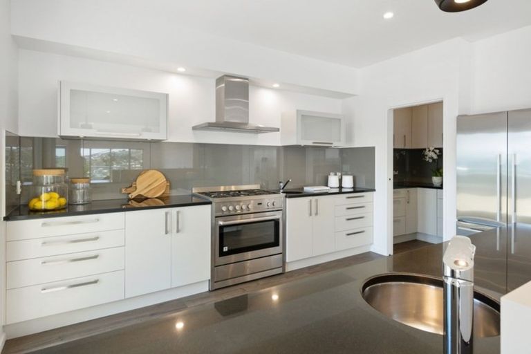 Photo of property in 25 Kinsey Terrace, Clifton, Christchurch, 8081