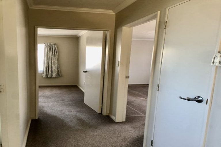 Photo of property in 15 Fenchurch Grove, Stokes Valley, Lower Hutt, 5019