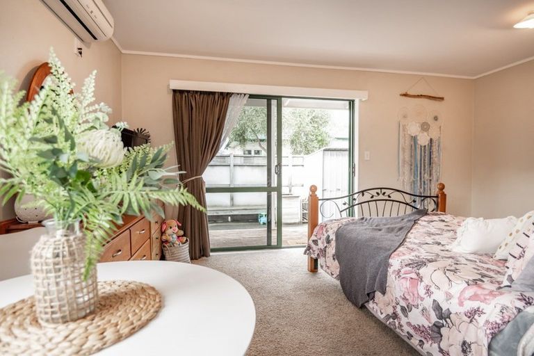 Photo of property in 819 Clive Street, Akina, Hastings, 4122