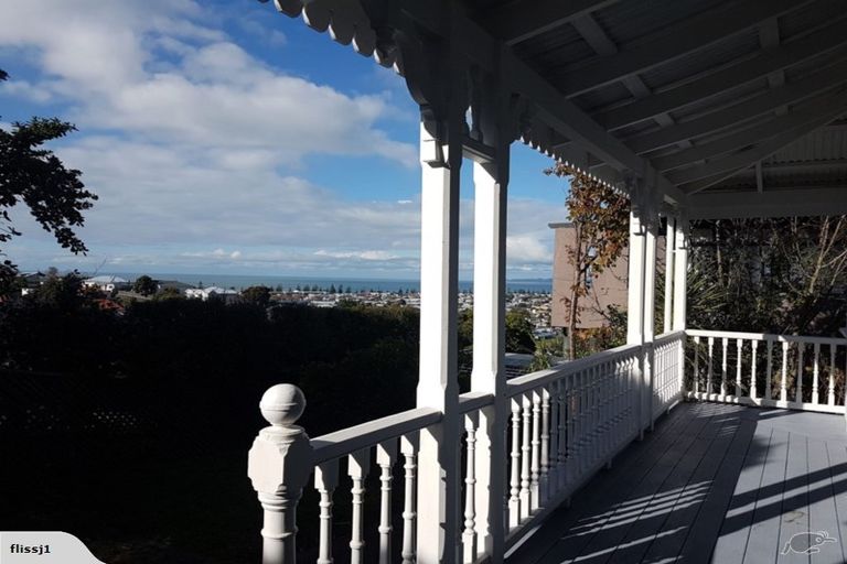 Photo of property in 27-29 Guys Hill Road, Hospital Hill, Napier, 4110