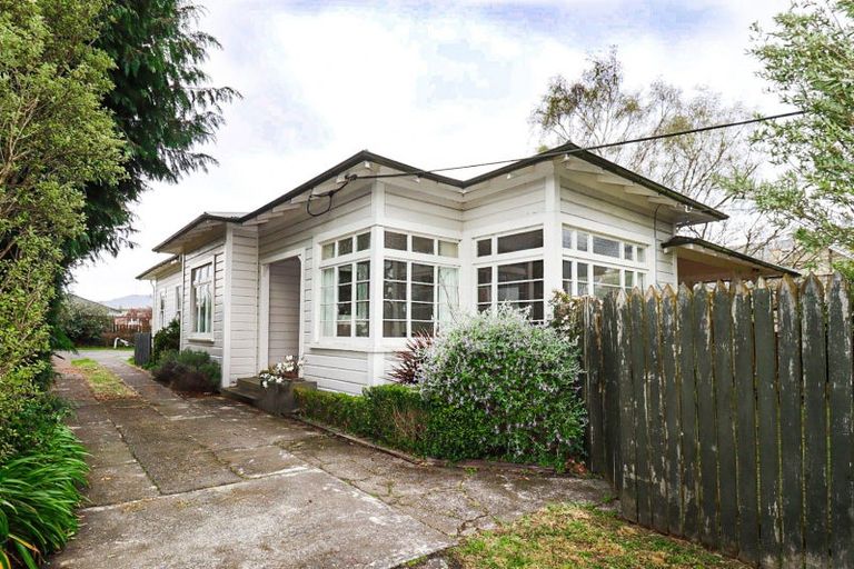 Photo of property in 30 Victoria Avenue, Dannevirke, 4930