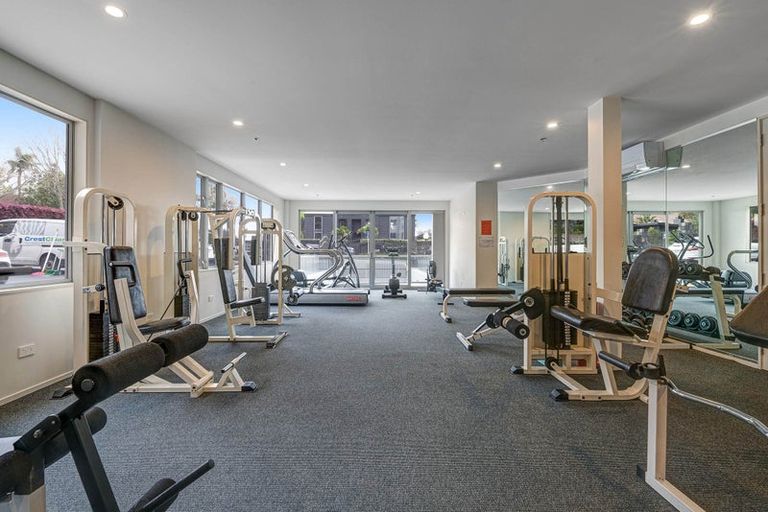 Photo of property in 1/7 The Promenade, Takapuna, Auckland, 0622