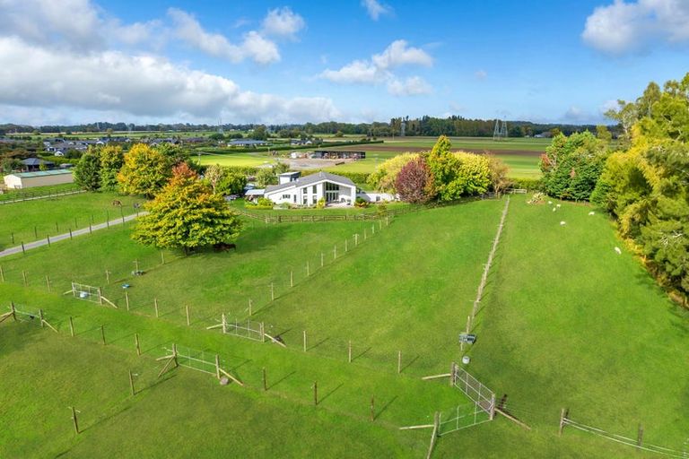 Photo of property in 35 Taplin Road, Matangi, Hamilton, 3283