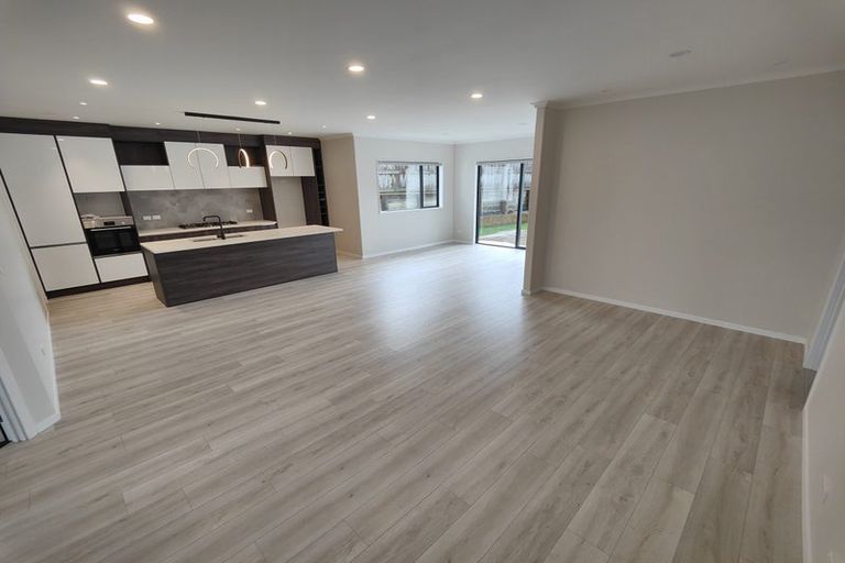 Photo of property in 11 Waireka Road, Rototuna North, Hamilton, 3210