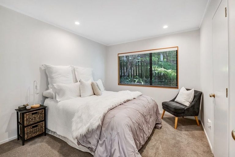 Photo of property in 8b Duncansby Road, Stanmore Bay, Whangaparaoa, 0932