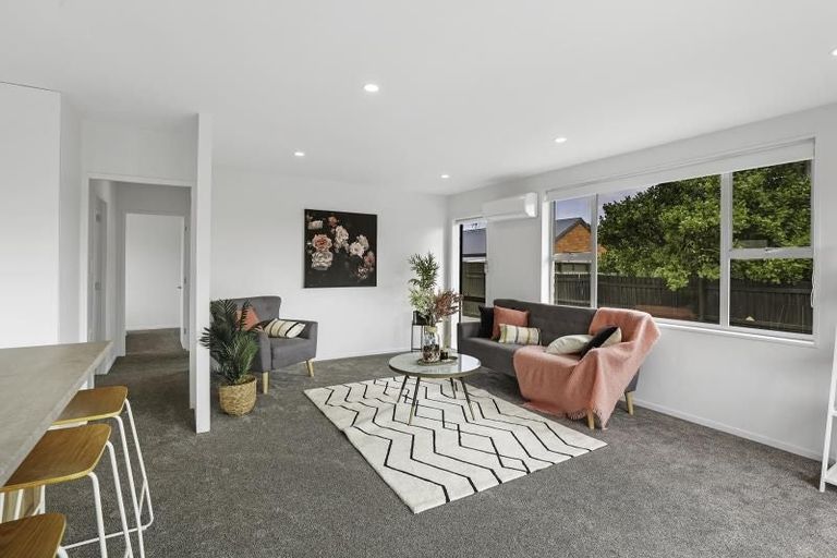 Photo of property in 1/116 Lincoln Road, Addington, Christchurch, 8024