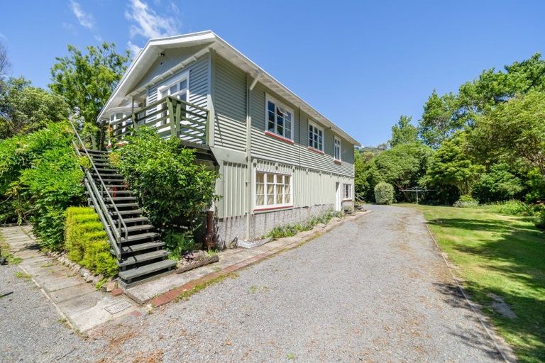 Photo of property in 1100b Coast Road, Wainuiomata Coast, Wainuiomata, 5373