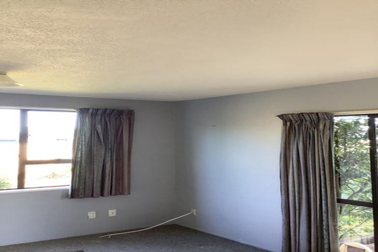 Photo of property in 2 Farm Lane, Parklands, Christchurch, 8083