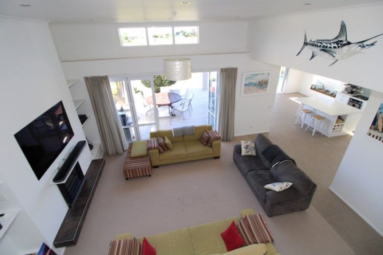 Photo of property in 125 Waimaire Avenue, Matarangi, Whitianga, 3592