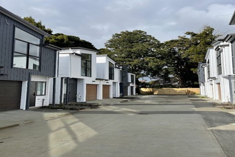 Photo of property in 8 Rangimarie Close, Opaheke, Papakura, 2113