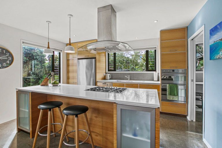 Photo of property in 64a Mcfarlane Street, Oakura, 4314