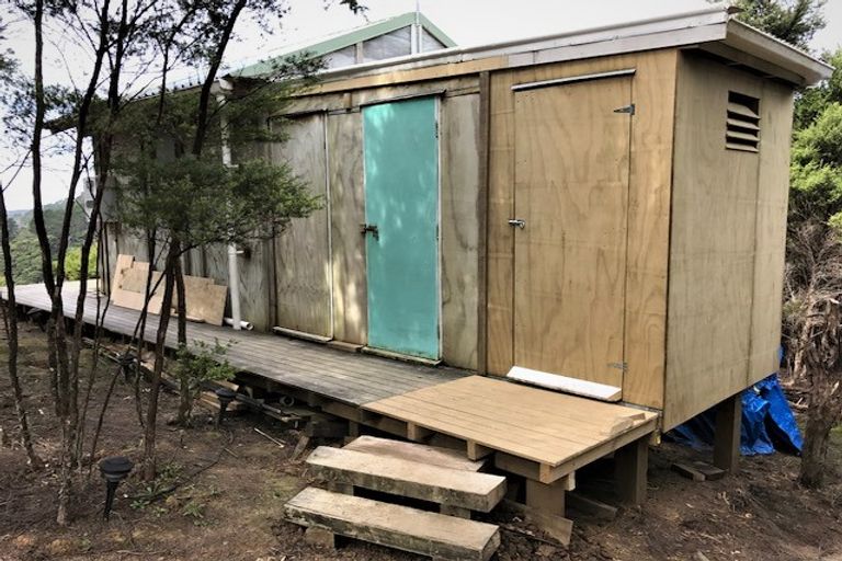 Photo of property in 12 Wilson Avenue, Kawau Island, 0920