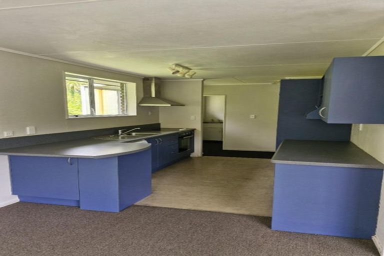 Photo of property in 15 Rossiter Crescent, Lynmouth, New Plymouth, 4310