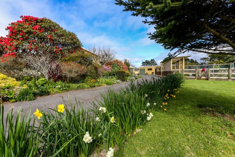 Photo of property in 210 Smart Road, Hillsborough, New Plymouth, 4372