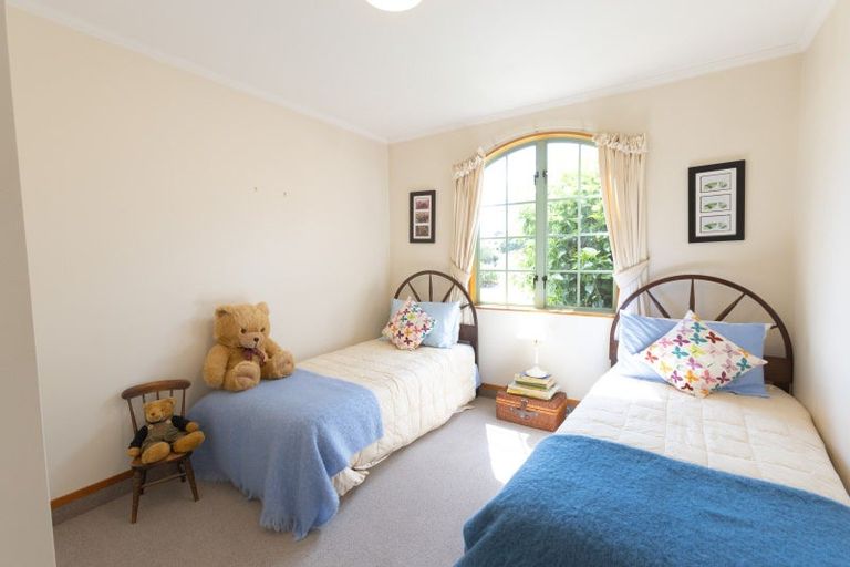 Photo of property in 3 Montague Way, Taradale, Napier, 4112