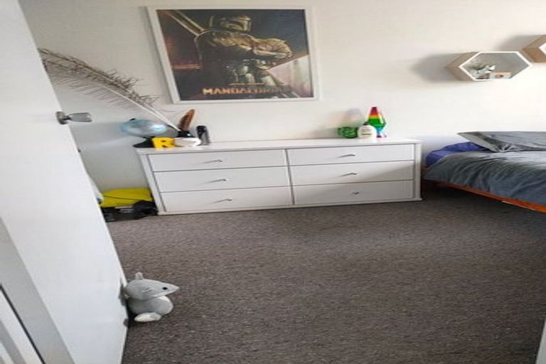 Photo of property in 5a Ebdentown Street, Ebdentown, Upper Hutt, 5018