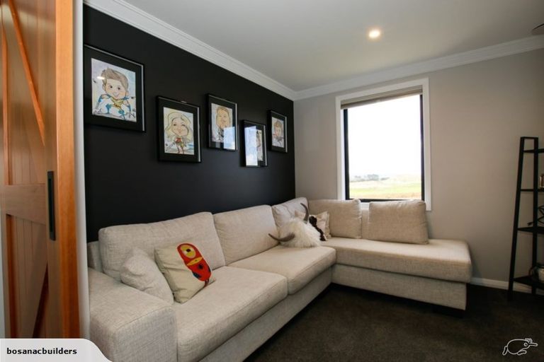 Photo of property in 6 Walter Lawry Road, Paerata, Pukekohe, 2124