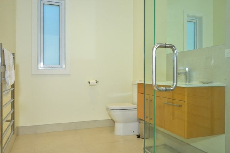 Photo of property in 33 Marian Drive, Inner Kaiti, Gisborne, 4010