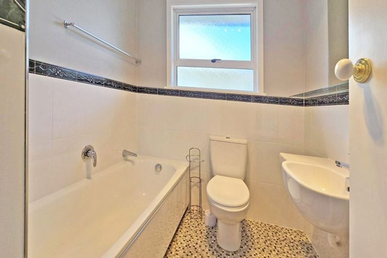 Photo of property in 8 Birdwood Street, Taradale, Napier, 4112