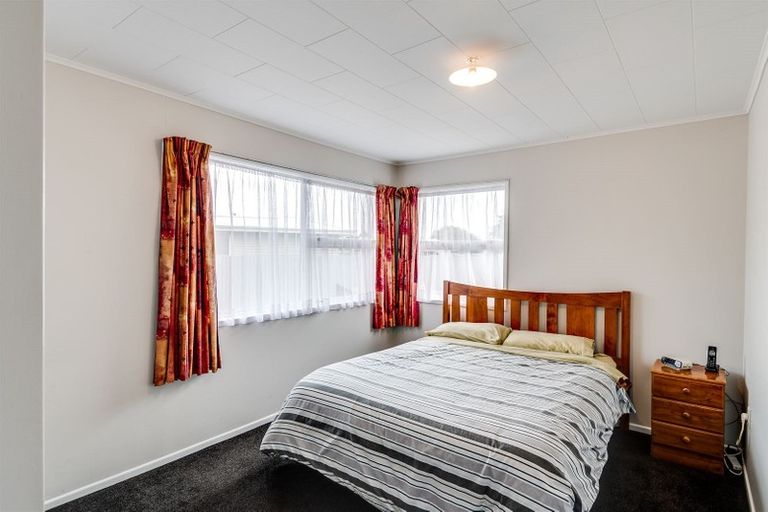 Photo of property in 130 Portsmouth Road, Flaxmere, Hastings, 4120