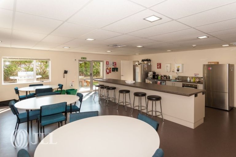 Photo of property in 48 Lismore Street, Merrilands, New Plymouth, 4312