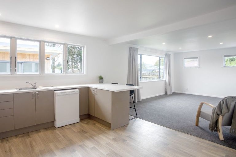 Photo of property in 16 Kowhai Place, Waipukurau, 4200