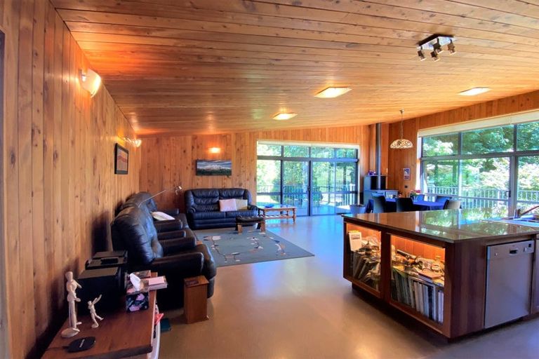 Photo of property in 38 Grammar Street, Kimbolton, 4777