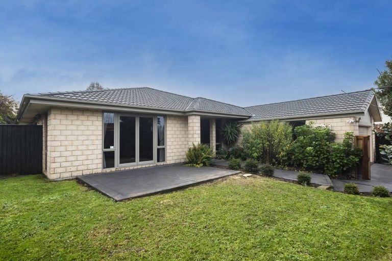 Photo of property in 12 Fuchsia Place, Halswell, Christchurch, 8025