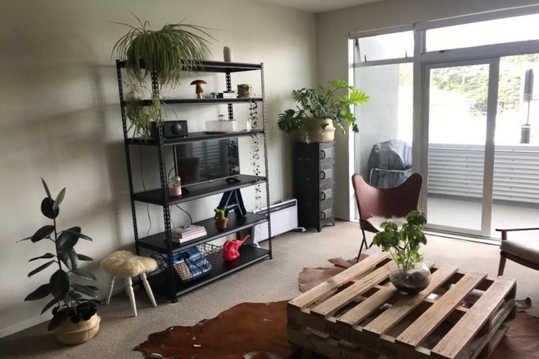 Photo of property in Mondrian Townhouses, 1/24 Hanson Street, Mount Cook, Wellington, 6021