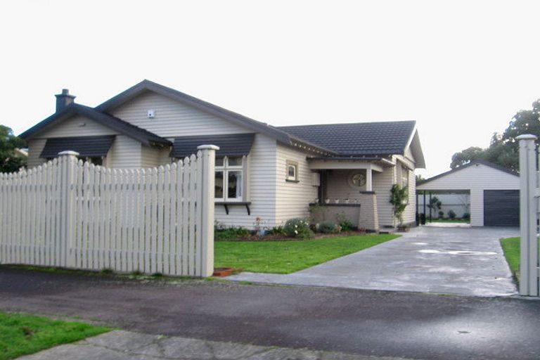 Photo of property in 63 Stanley Avenue, Palmerston North, 4414