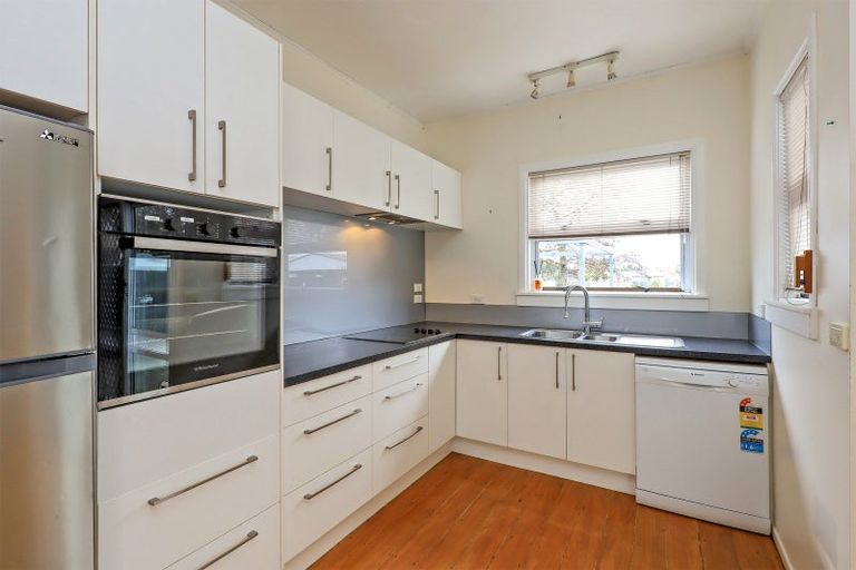 Photo of property in 26 Logan Avenue, Marewa, Napier, 4110