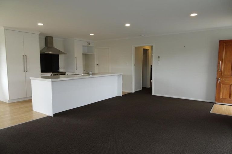 Photo of property in 37 Trigg Crescent, Taradale, Napier, 4112