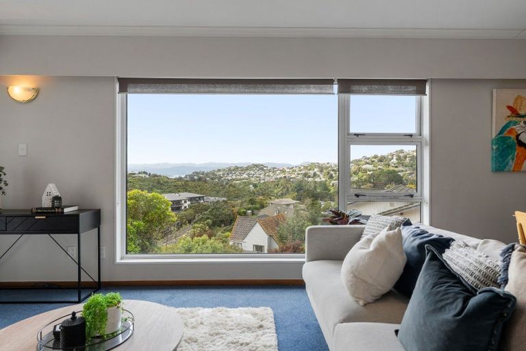 Photo of property in 8b Randolph Road, Crofton Downs, Wellington, 6035