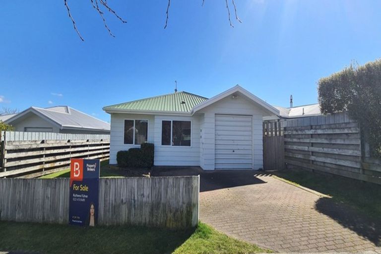 Photo of property in 2/42 Arthur Crescent, Hilltop, Taupo, 3330
