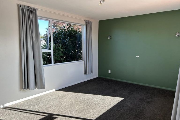 Photo of property in 6 Pethig Place, Halswell, Christchurch, 8025