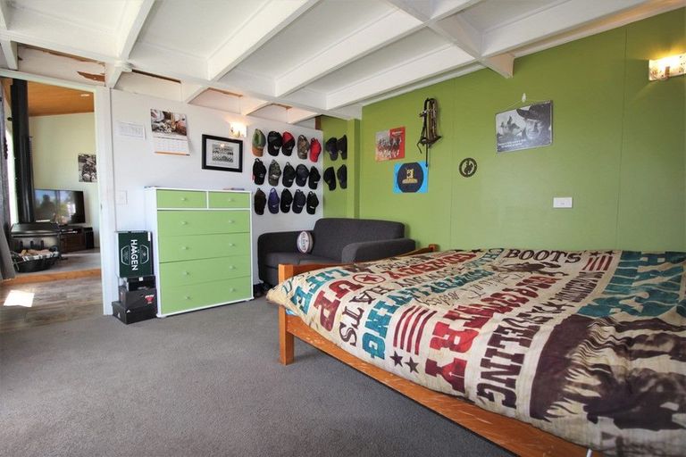 Photo of property in 249 Letts Gully Road, Letts Gully, Alexandra, 9393