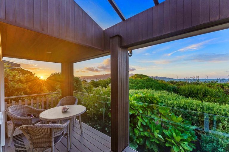 Photo of property in 227 Manly Street, Paraparaumu Beach, Paraparaumu, 5032