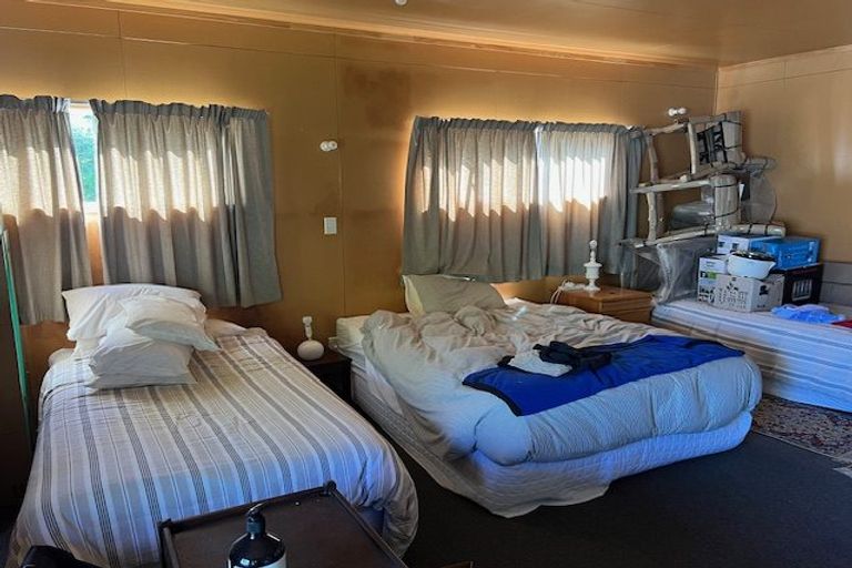 Photo of property in 28 Nisbet Terrace, Kinloch, Taupo, 3377