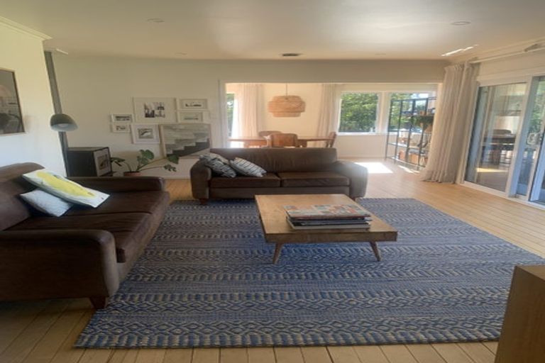 Photo of property in 16 Williamson Street, Cambridge, 3434