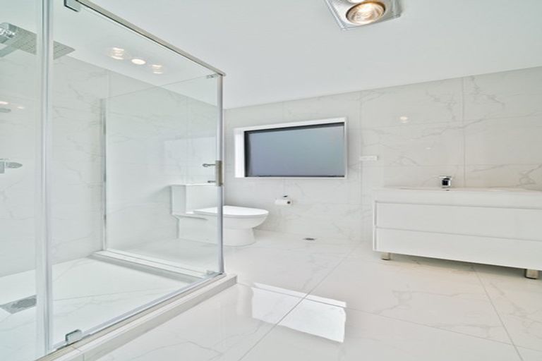 Photo of property in 11a Kimdale Place, Totara Heights, Auckland, 2105