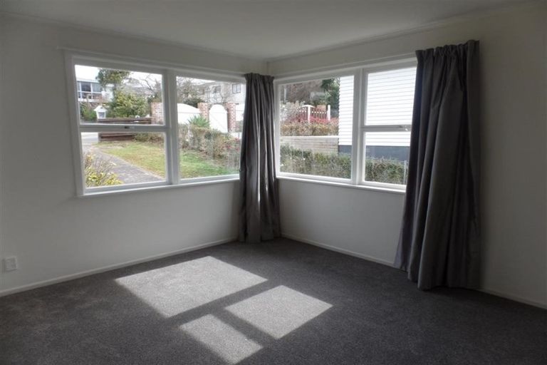 Photo of property in 24 Crystal Avenue, Glendene, Auckland, 0602