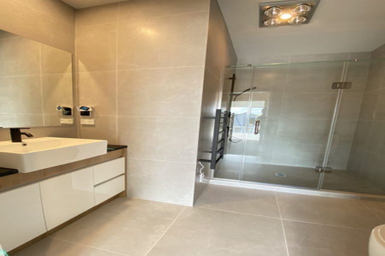 Photo of property in 117 Waekahu Road, Westgate, Auckland, 0814