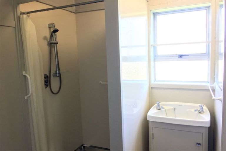 Photo of property in 40 Johnson Street, Milton, 9220