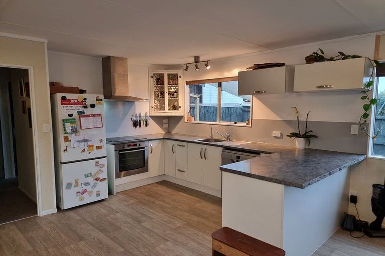 Photo of property in 38b Kaitemako Road, Welcome Bay, Tauranga, 3112